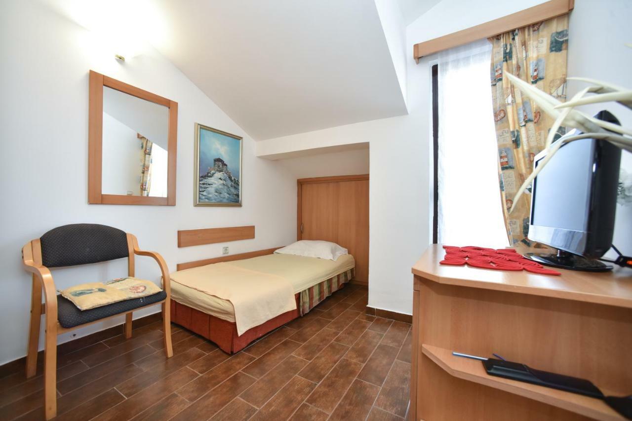 Bologna Apartments Будва Экстерьер фото