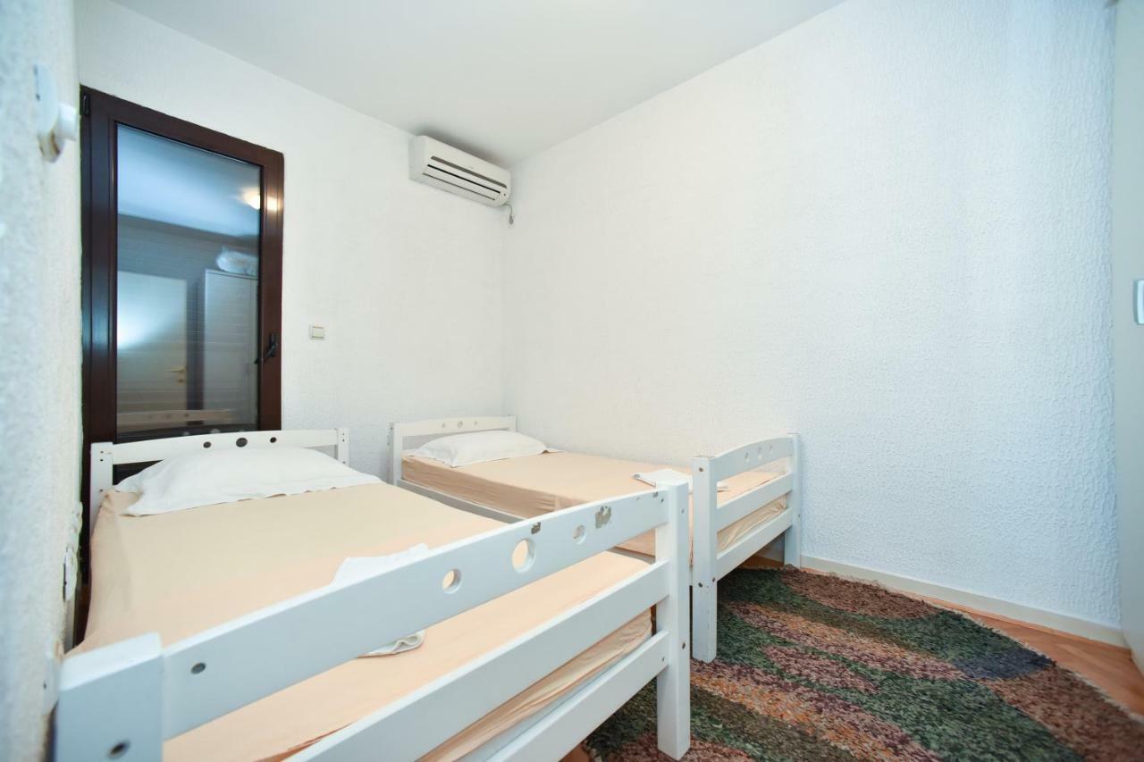 Bologna Apartments Будва Экстерьер фото